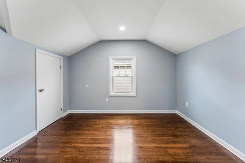 510 Harrison Pl Linden City, NJ 07036
