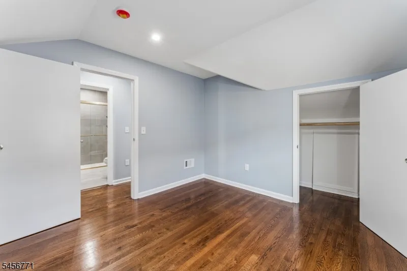 510 Harrison Pl Linden City, NJ 07036