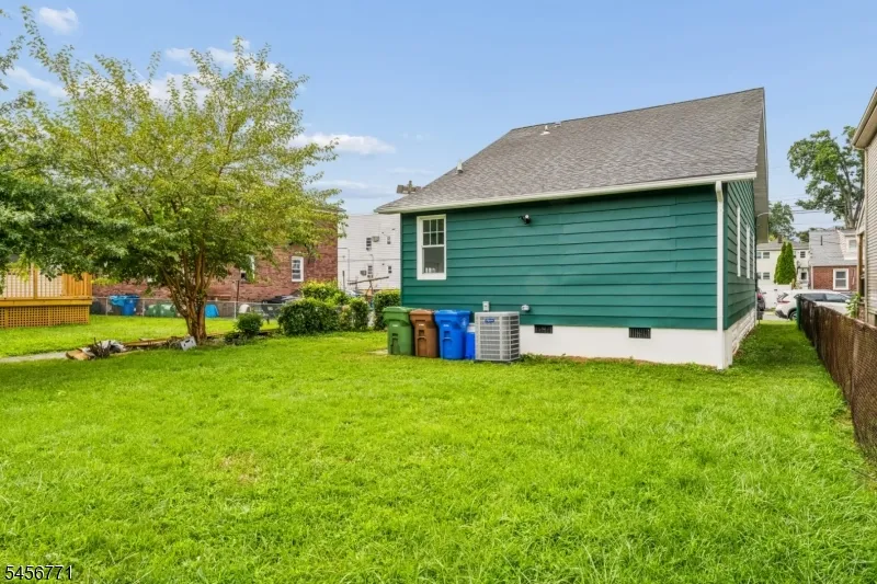 510 Harrison Pl Linden City, NJ 07036