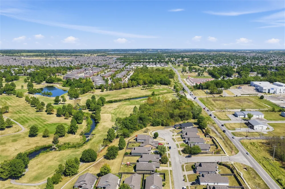 3008 22nd Street Broken Arrow, OK 74012