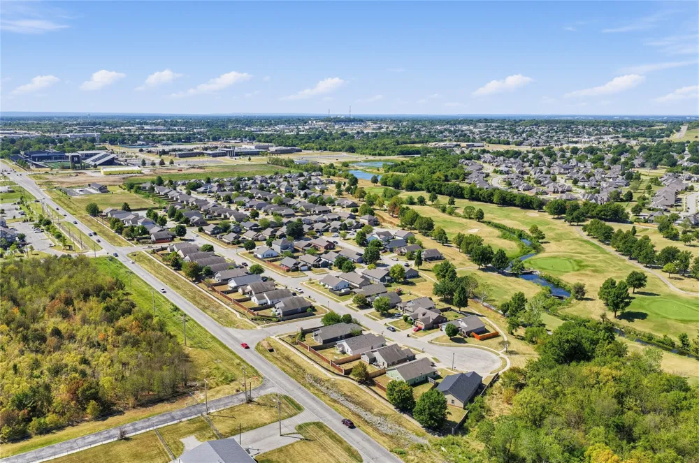 3008 22nd Street Broken Arrow, OK 74012