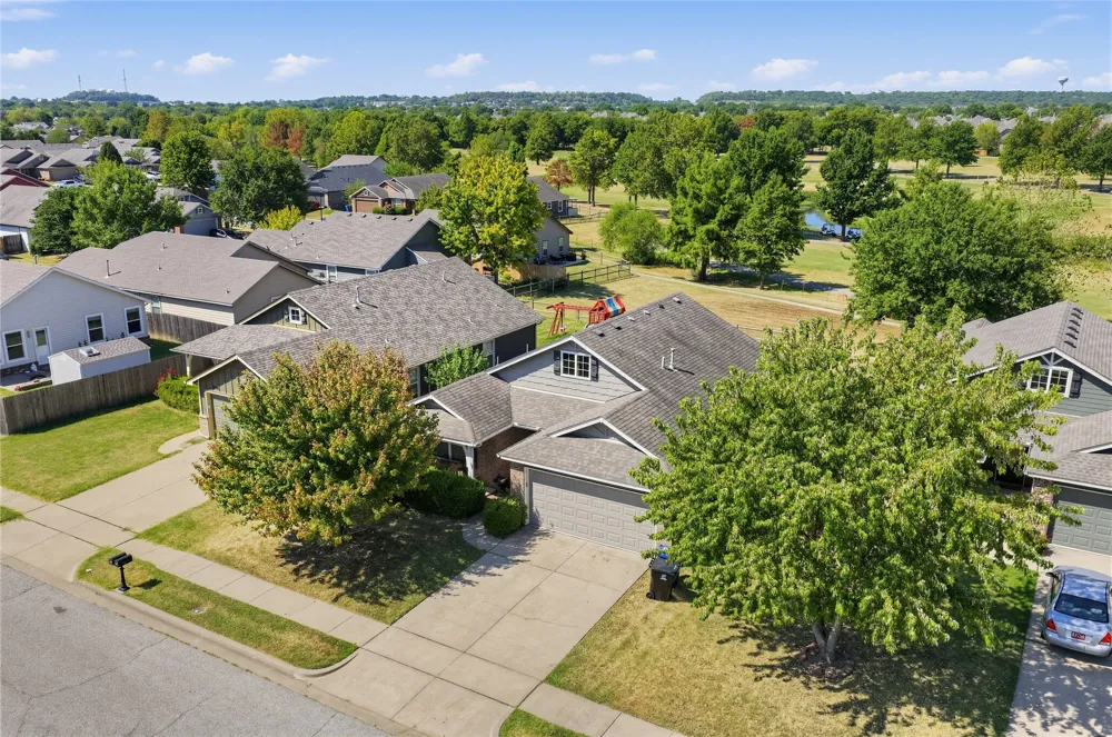 3008 22nd Street Broken Arrow, OK 74012
