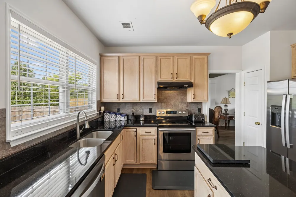 1713 Kendall Cove Ln Mount Juliet, TN 37122