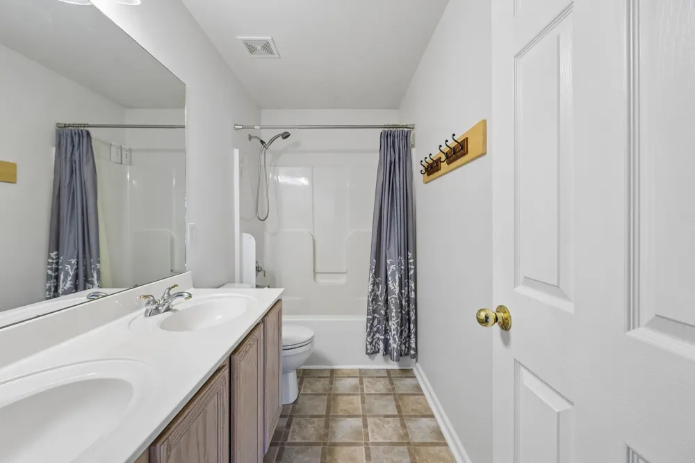 1713 Kendall Cove Ln Mount Juliet, TN 37122