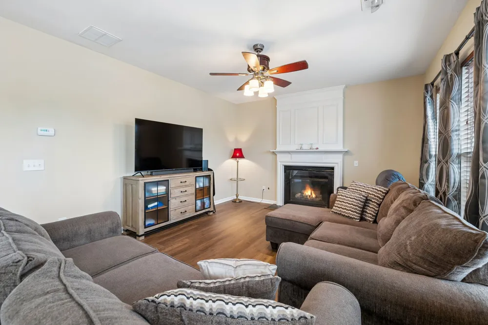 1713 Kendall Cove Ln Mount Juliet, TN 37122