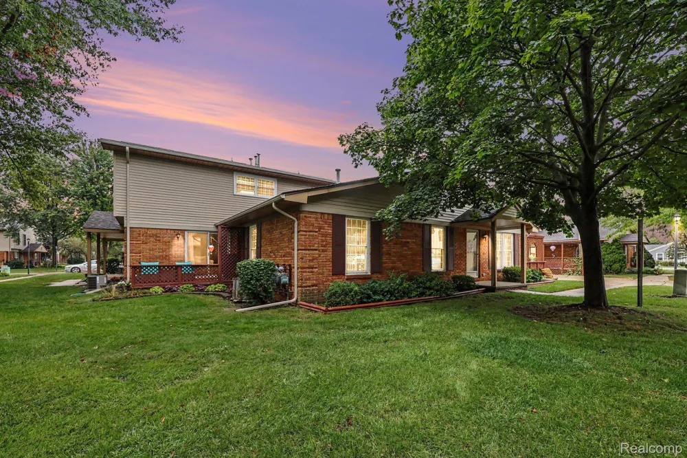 36831 Lakeview Richmond City, MI 48062