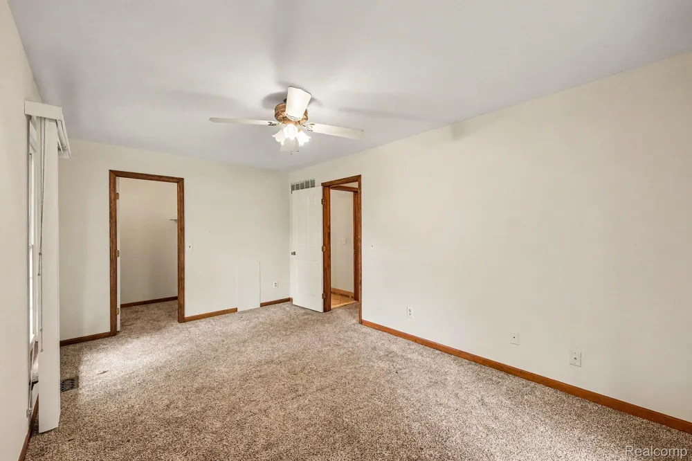 36831 Lakeview Richmond City, MI 48062