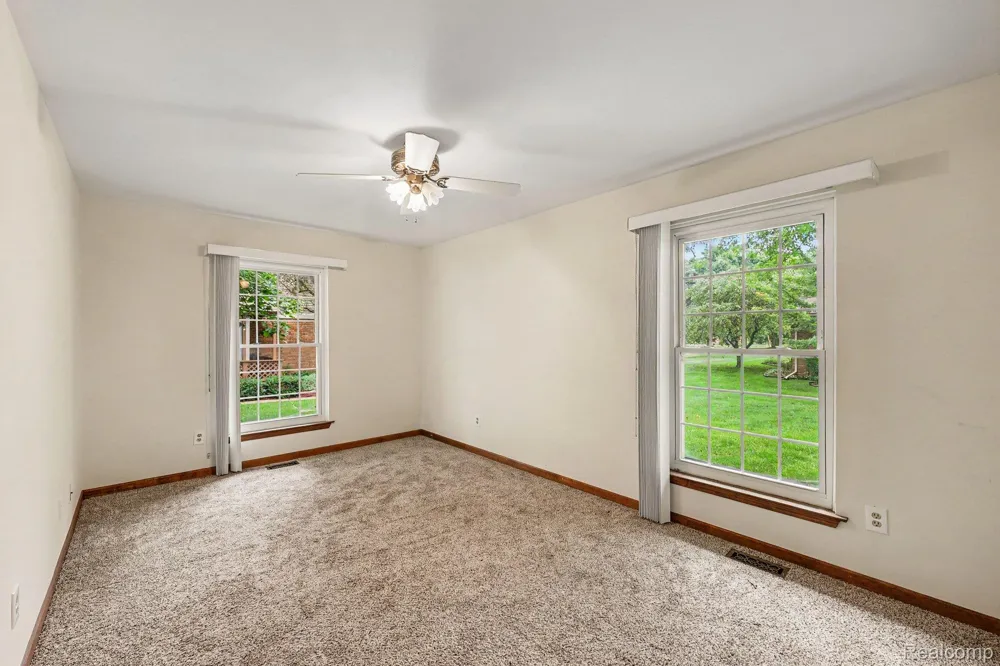 36831 Lakeview Richmond City, MI 48062