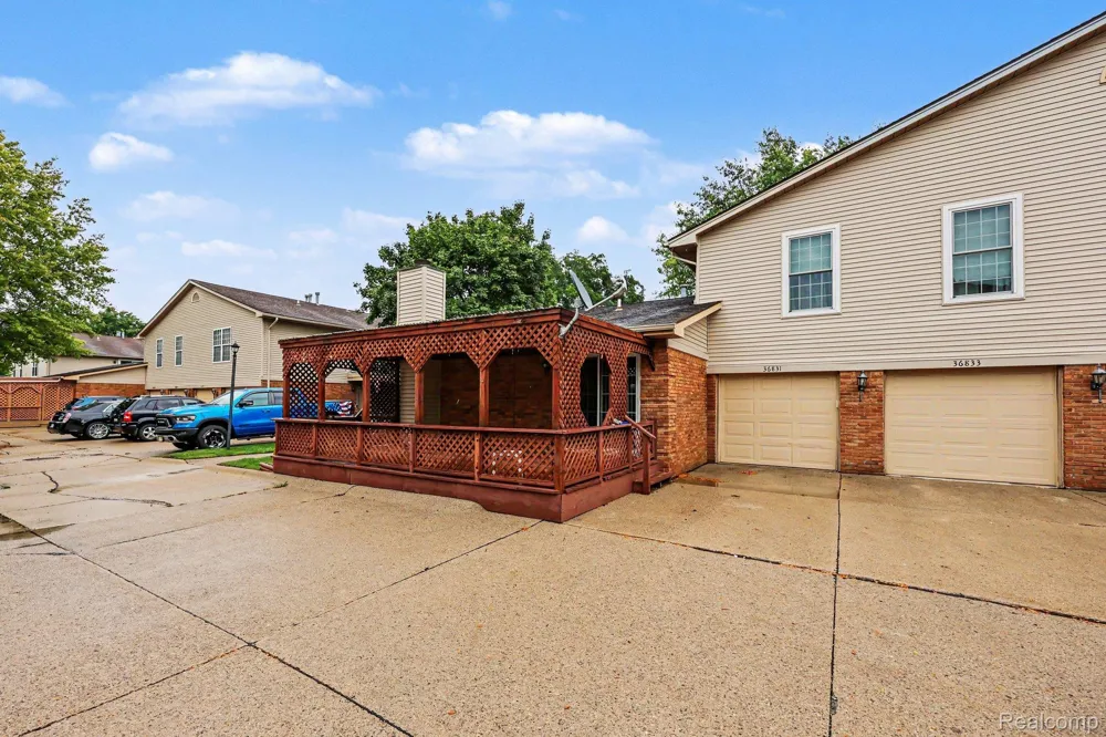 36831 Lakeview Richmond City, MI 48062