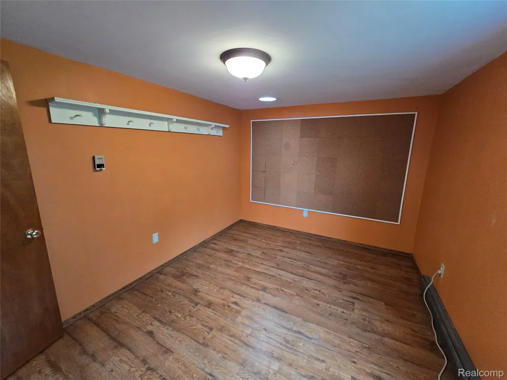 5282 McIntyre Road Clyde Township, MI 48049