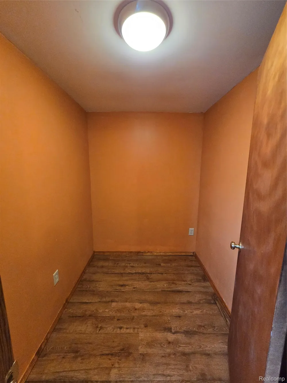 5282 McIntyre Road Clyde Township, MI 48049