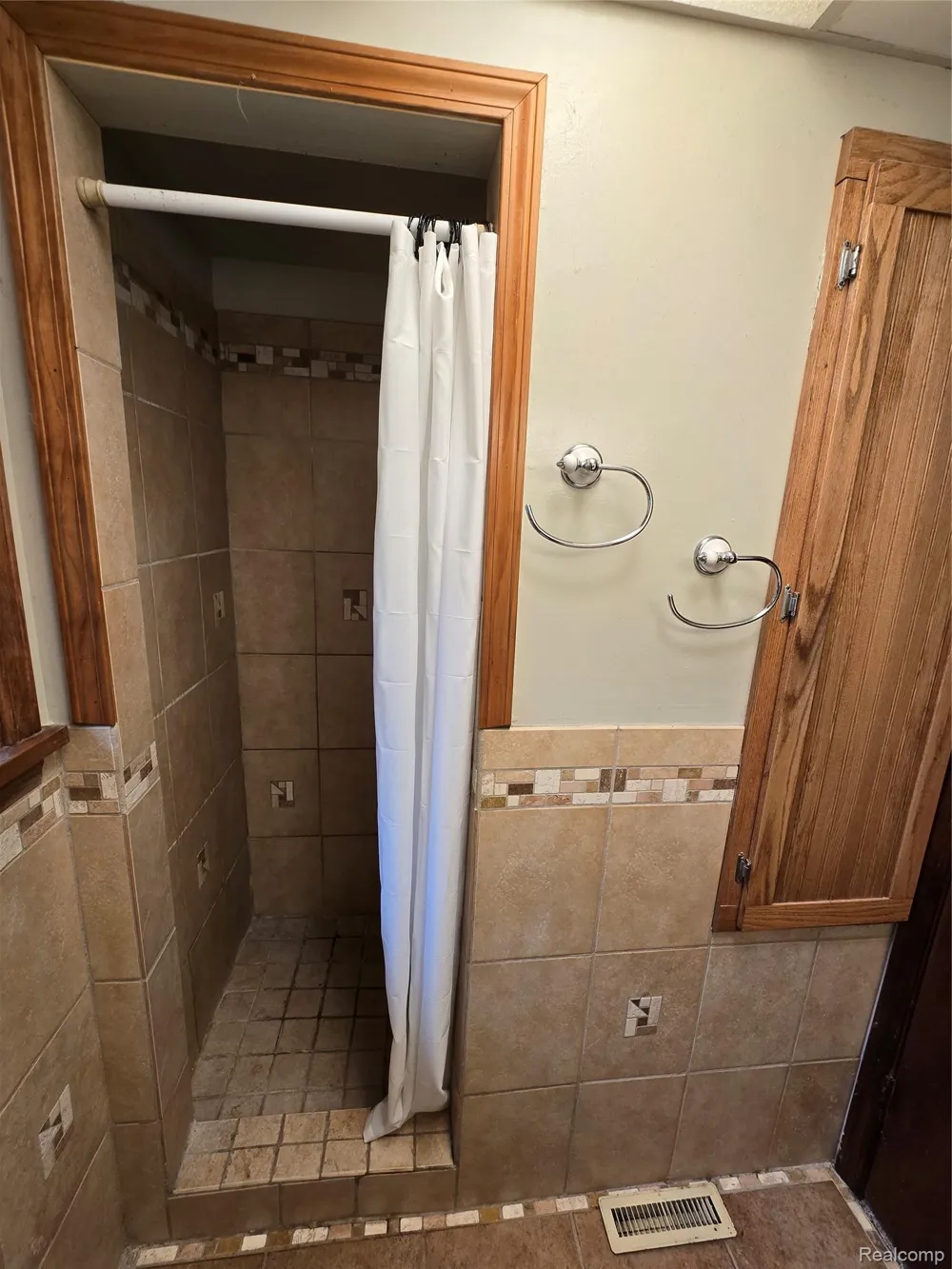 5282 McIntyre Road Clyde Township, MI 48049