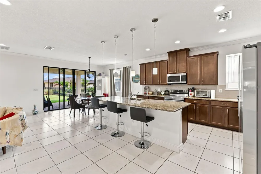 3232 SONGBIRD CIRCLE St Cloud, FL 34773
