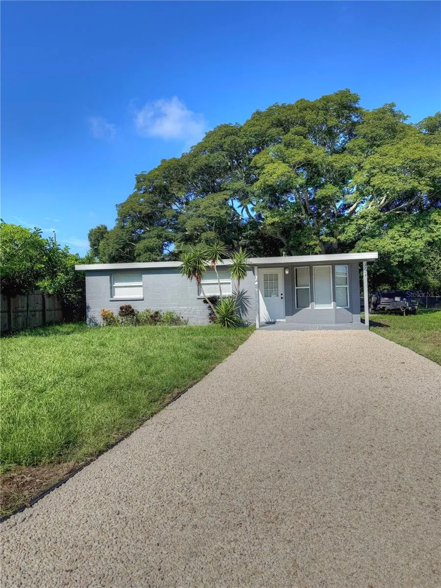 3724 TARO PLACE Sarasota, FL 34232