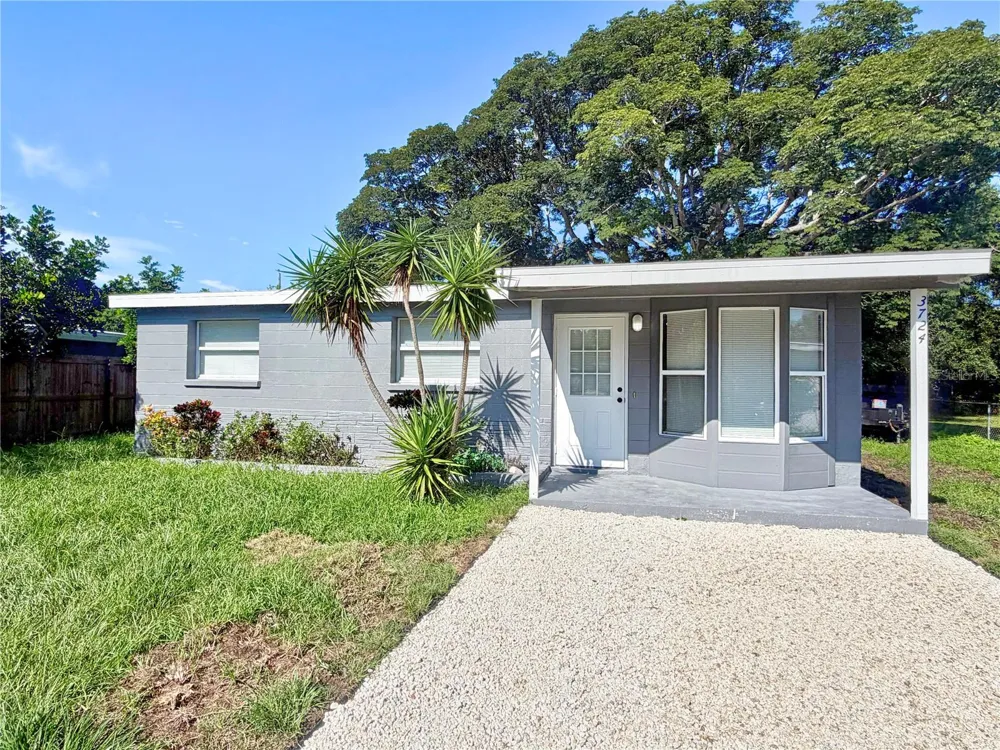 3724 TARO PLACE Sarasota, FL 34232