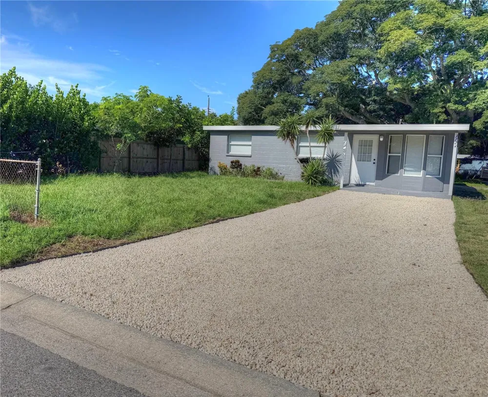 3724 TARO PLACE Sarasota, FL 34232