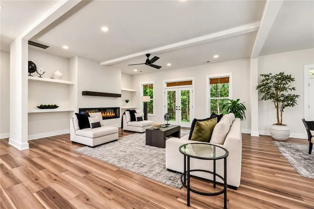 5567 Tyree Road Winston, GA 30187