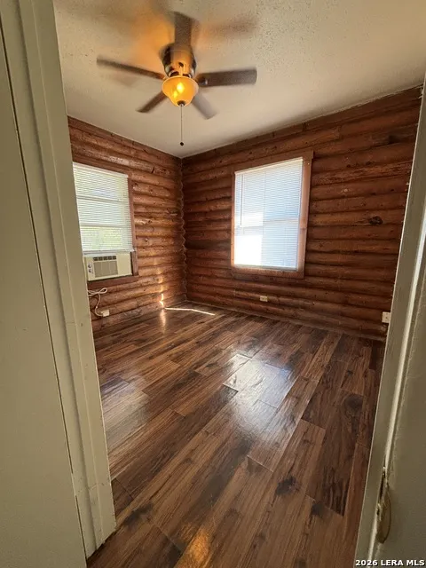 234 SAN ANGELO ST Unit 12 Bandera, TX 78003