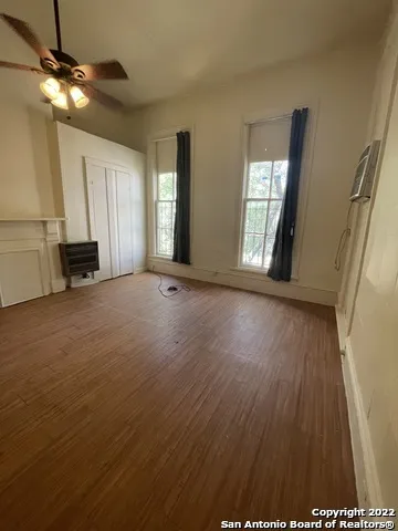 822 E Carson St Unit 6 San Antonio, TX 78208