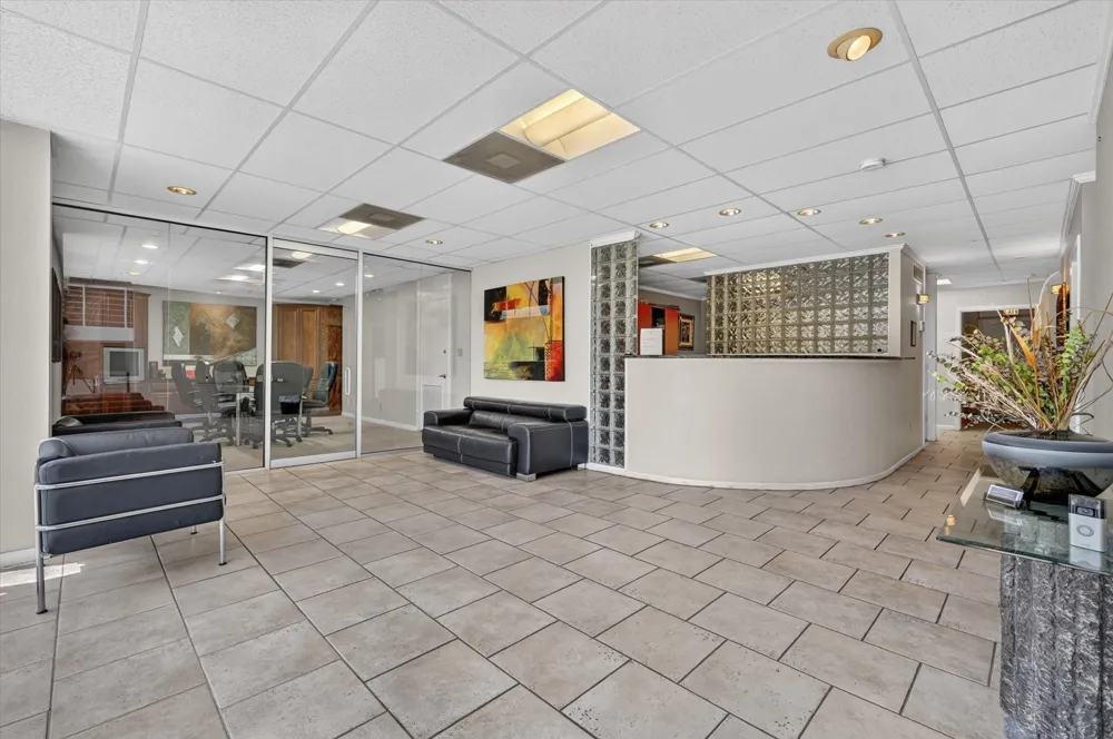 329 Centre Street Dallas, TX 75208