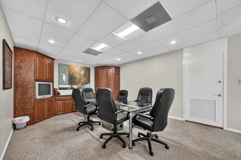 329 Centre Street Dallas, TX 75208