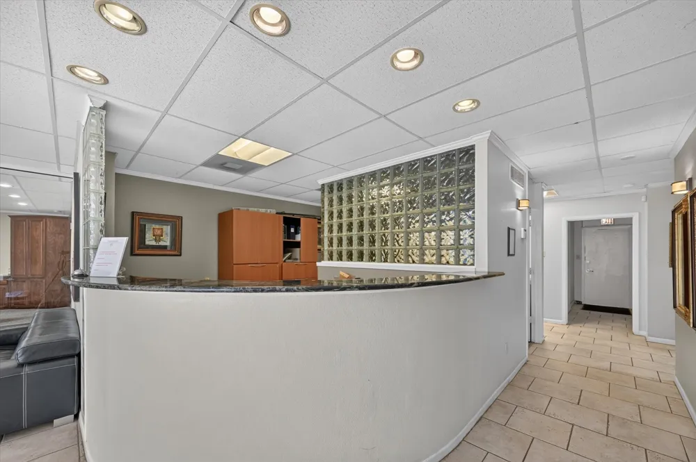 329 Centre Street Dallas, TX 75208
