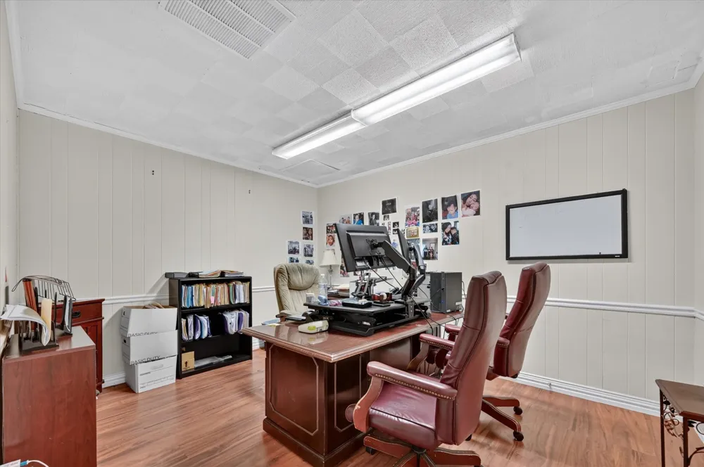 329 Centre Street Dallas, TX 75208