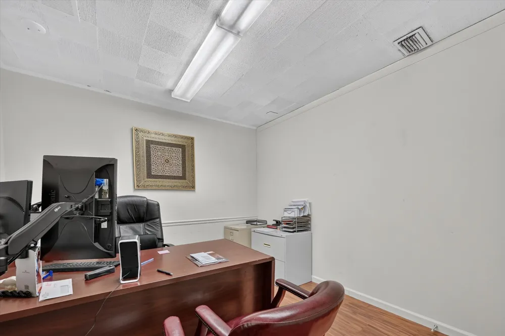 329 Centre Street Dallas, TX 75208