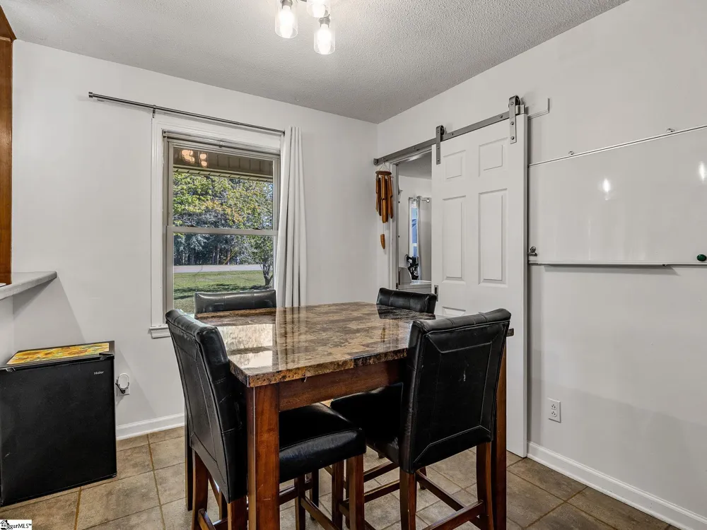 590 Cherry Hill Road Spartanburg, SC 29307