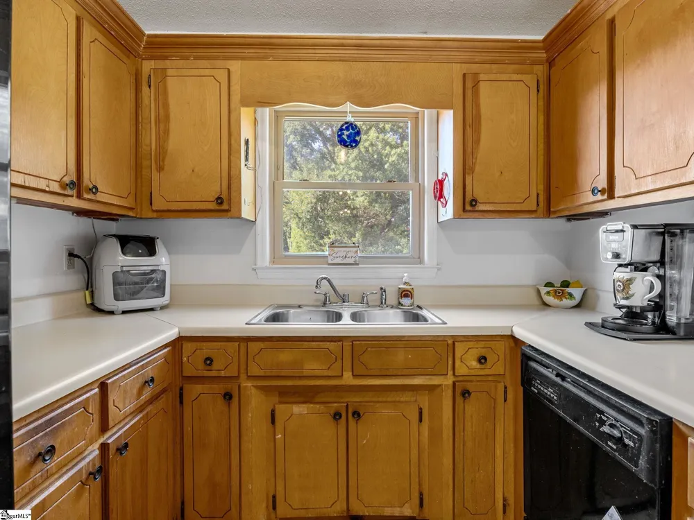 590 Cherry Hill Road Spartanburg, SC 29307