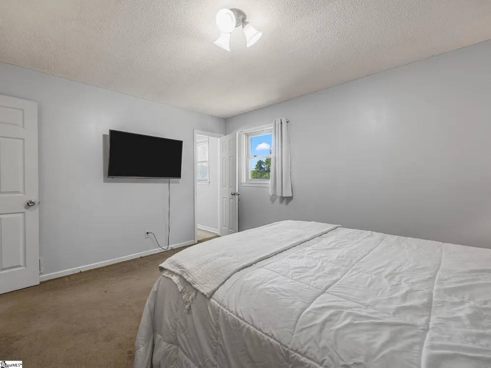 590 Cherry Hill Road Spartanburg, SC 29307