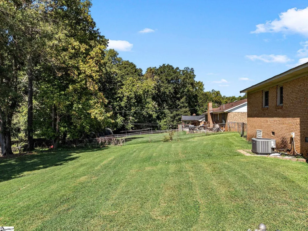 590 Cherry Hill Road Spartanburg, SC 29307