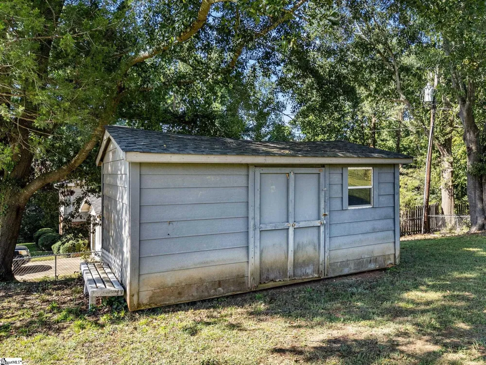 590 Cherry Hill Road Spartanburg, SC 29307