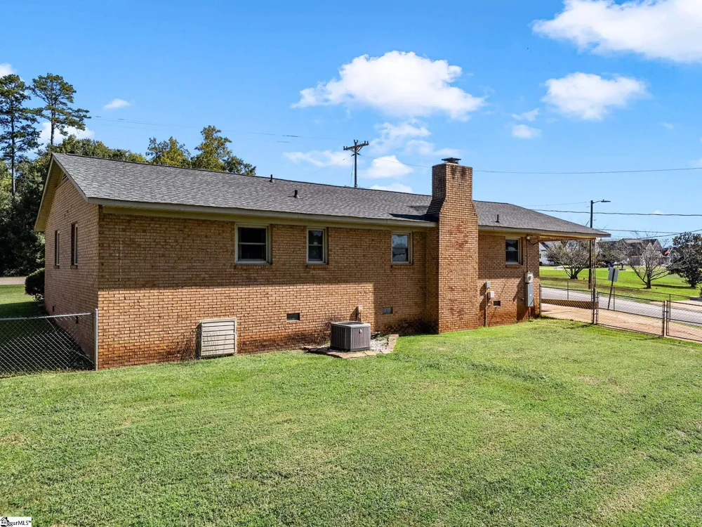 590 Cherry Hill Road Spartanburg, SC 29307