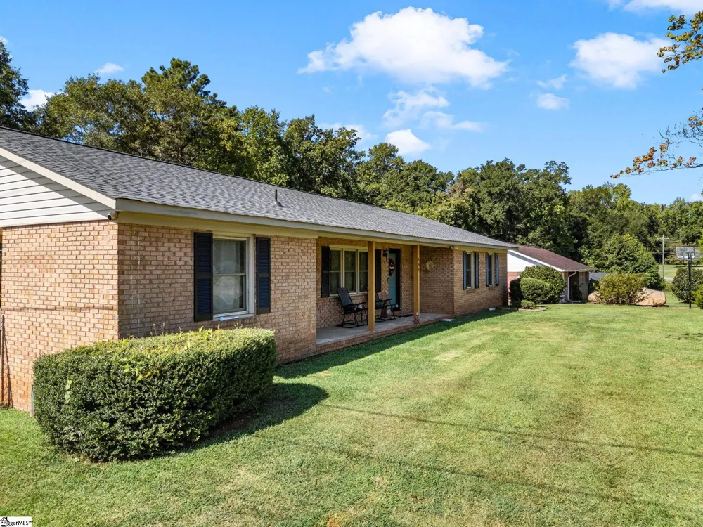 590 Cherry Hill Road Spartanburg, SC 29307