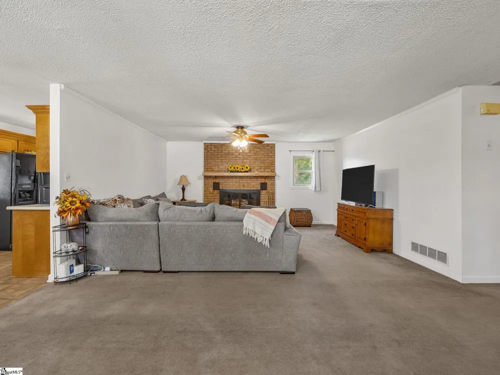 590 Cherry Hill Road Spartanburg, SC 29307