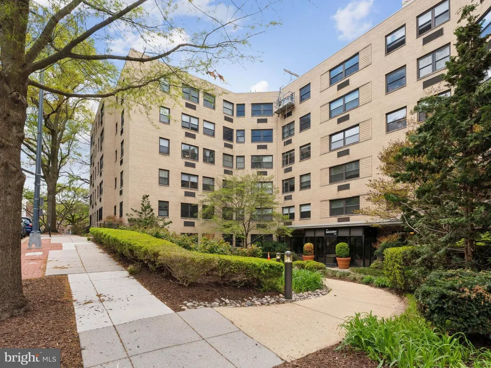 1801 CLYDESDALE PLACE NW #201 Washington, DC 20009