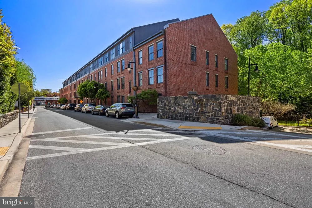 2007 CLIPPER PARK ROAD #211 Baltimore, MD 21211