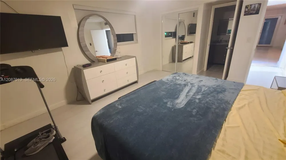 175 NE 203 TE #26 Miami Gardens, FL 33179