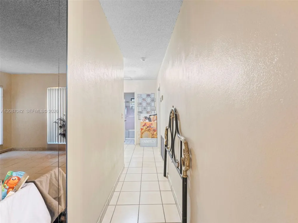 5440 E 7th Ave Hialeah, FL 33013