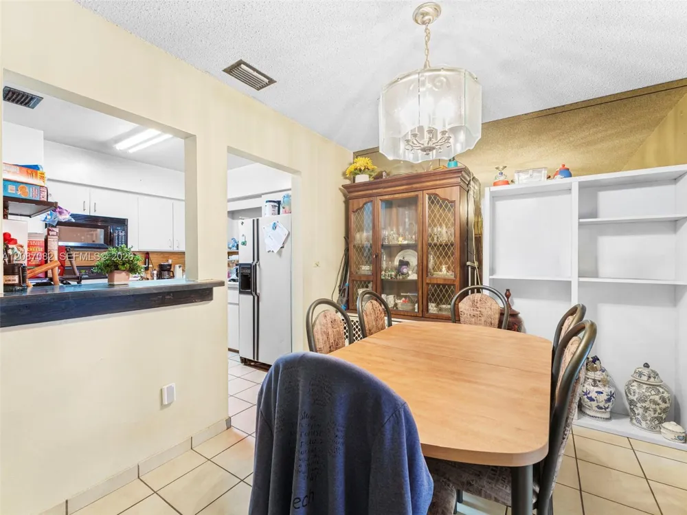 5440 E 7th Ave Hialeah, FL 33013