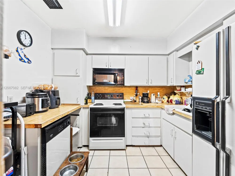 5440 E 7th Ave Hialeah, FL 33013