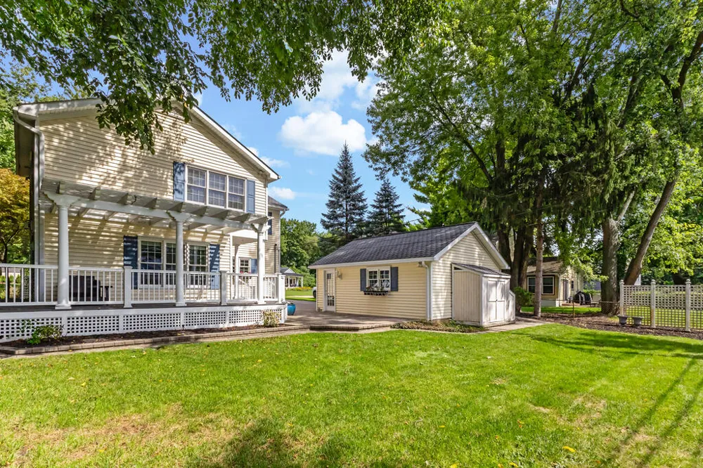 46161 Neeson Street Northville, MI 48167