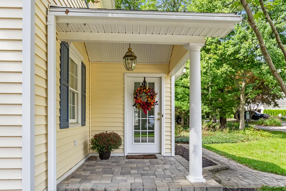 46161 Neeson Street Northville, MI 48167