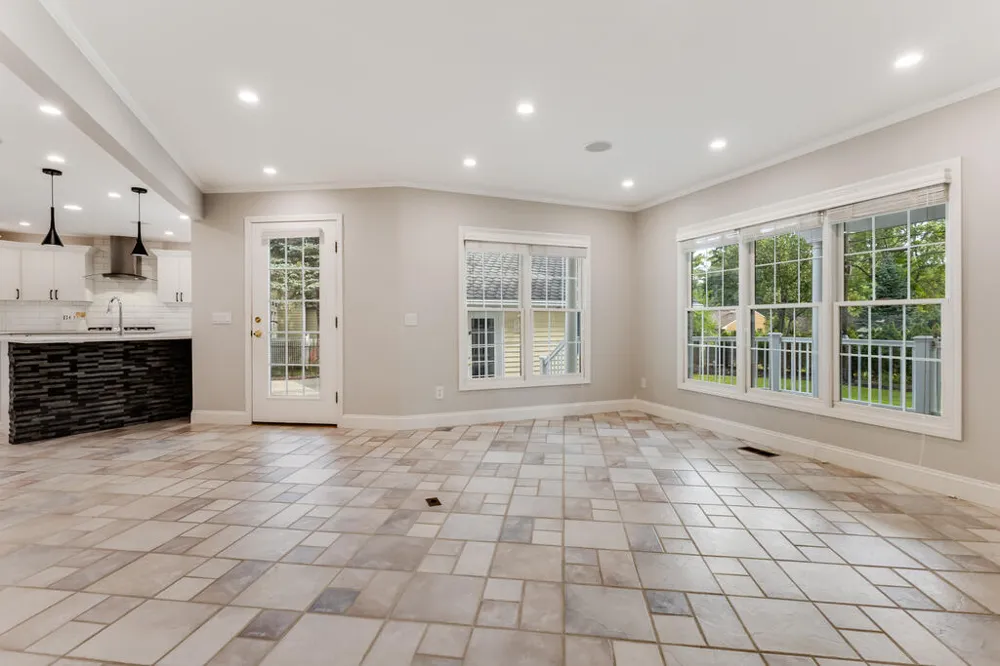 46161 Neeson Street Northville, MI 48167