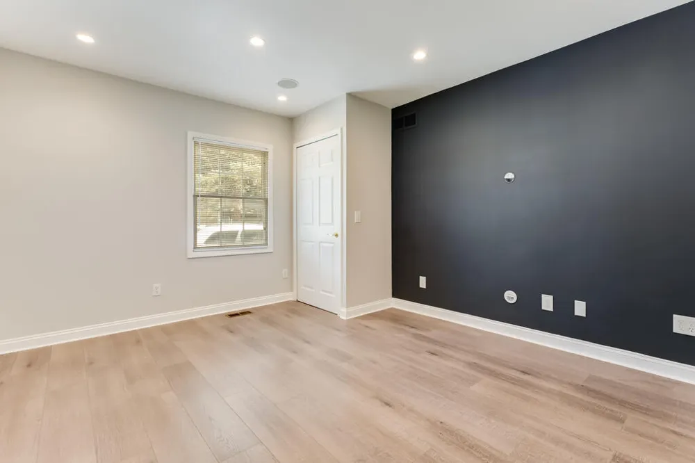 46161 Neeson Street Northville, MI 48167