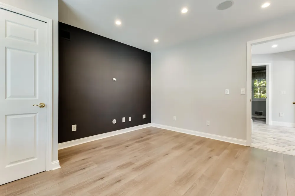 46161 Neeson Street Northville, MI 48167