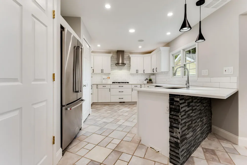 46161 Neeson Street Northville, MI 48167