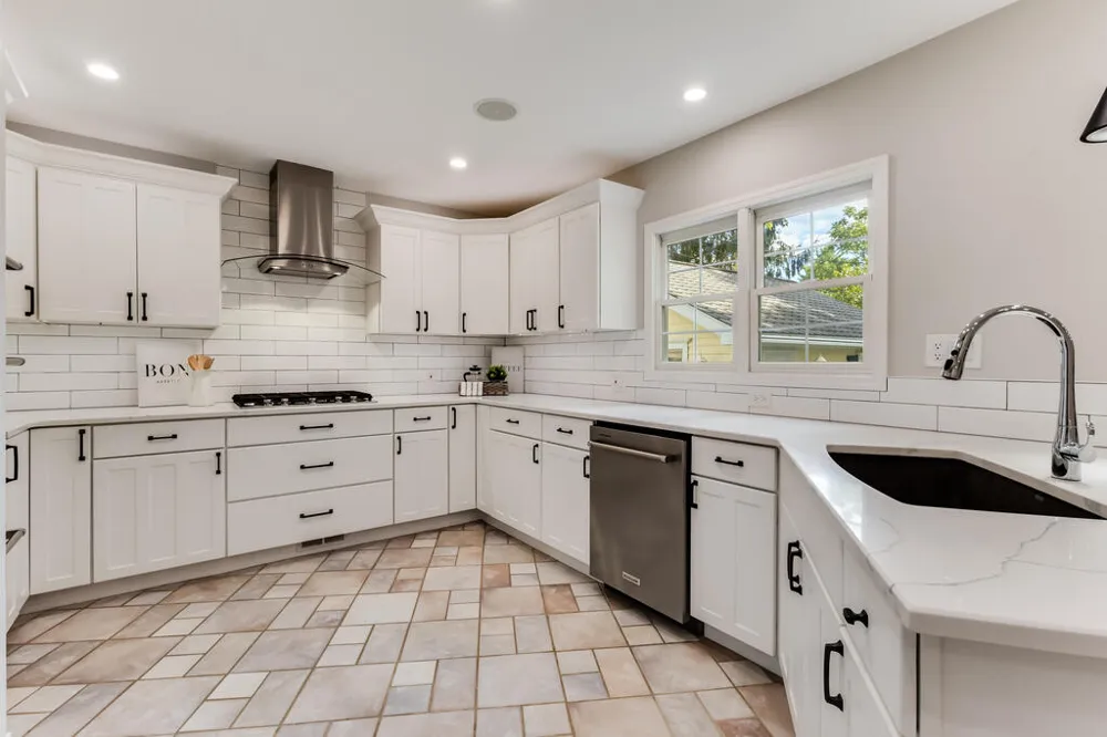 46161 Neeson Street Northville, MI 48167