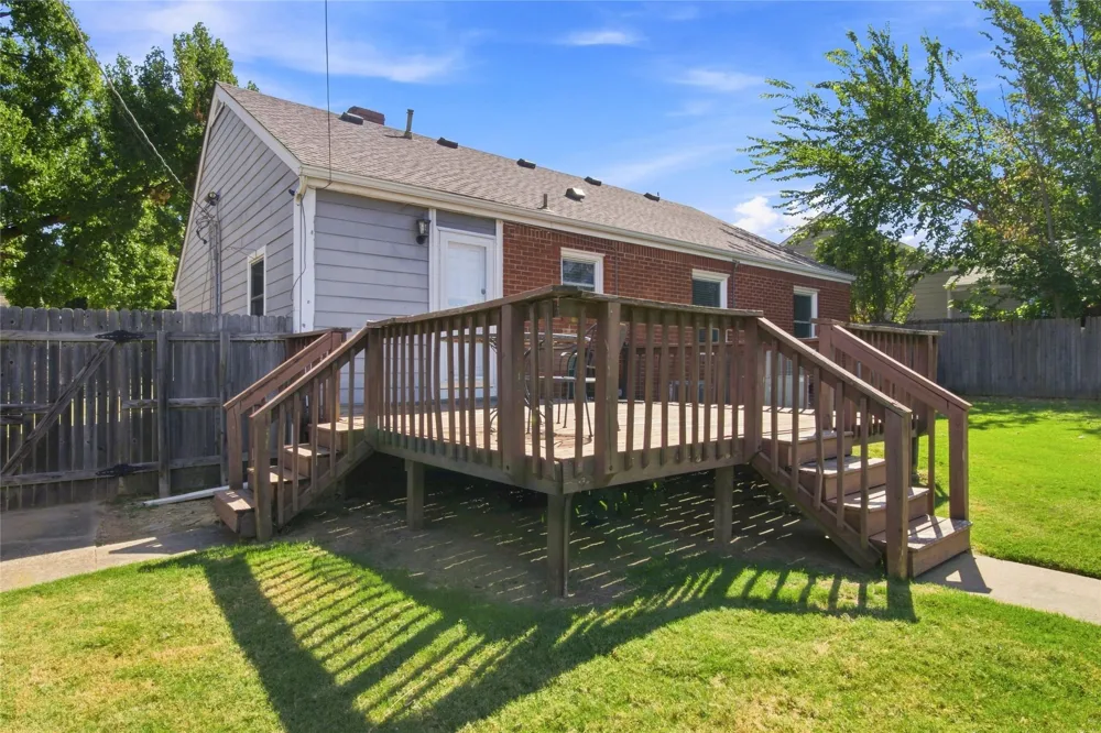 1722 S Columbia Place Tulsa, OK 74104